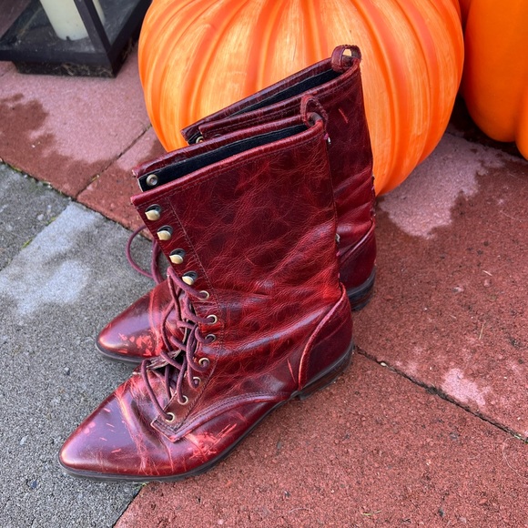 Super fun boots - Picture 3 of 8